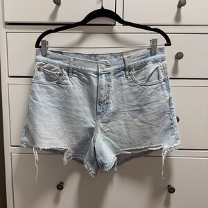 NWT AE Strigud Relaxed HR Shorts